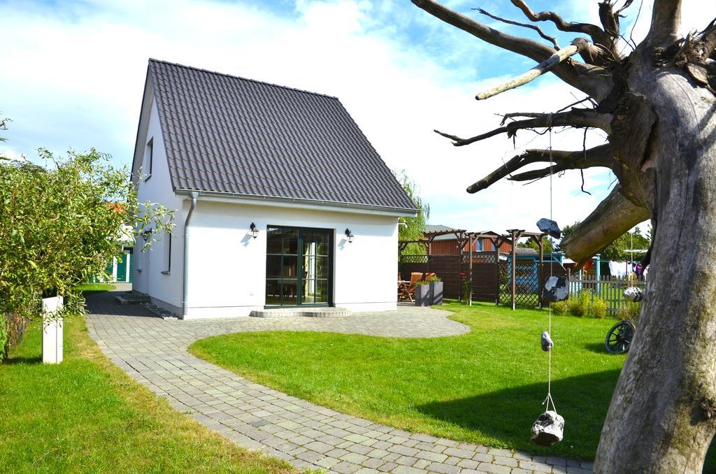 Ferienhaus Luett Eiland Polchow Buitenkant foto